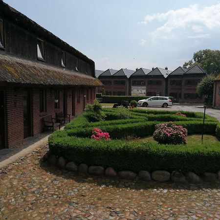Gasthof-Ferienwohnungen-Kliesow'S Reuse Alt Reddevitz Eksteriør billede
